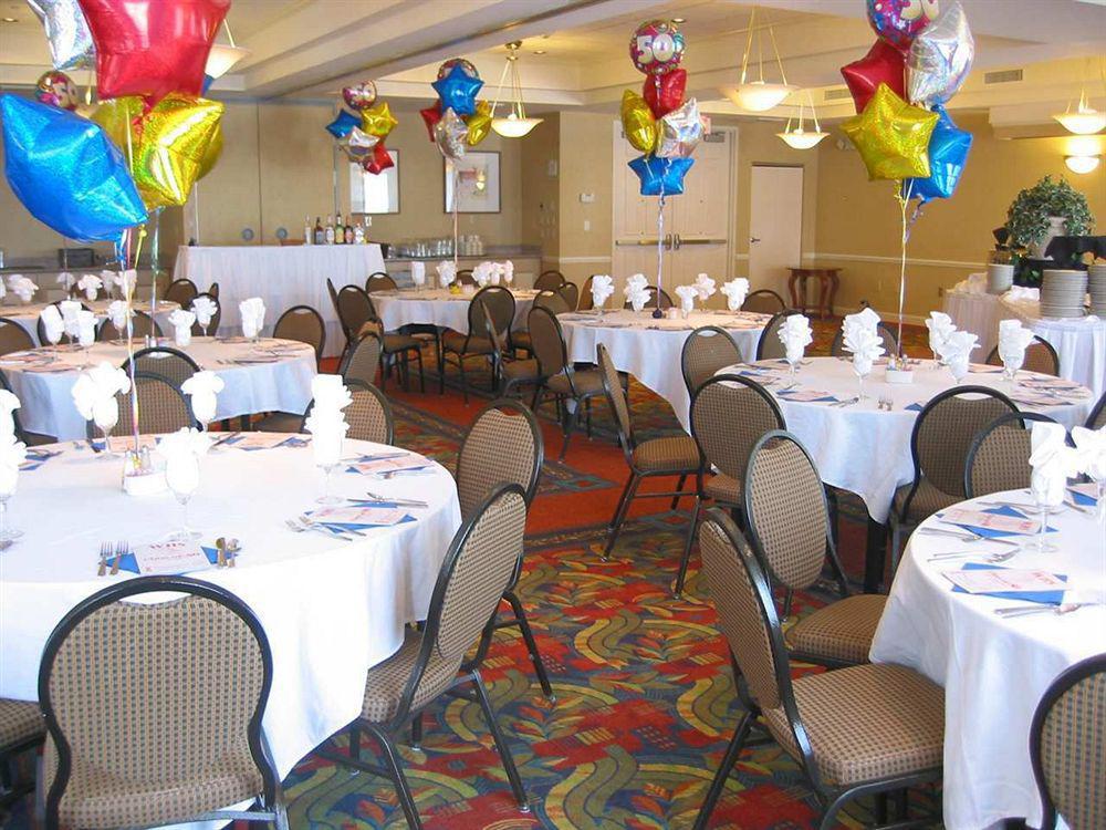 Hilton Garden Inn Wooster Restoran fotoğraf