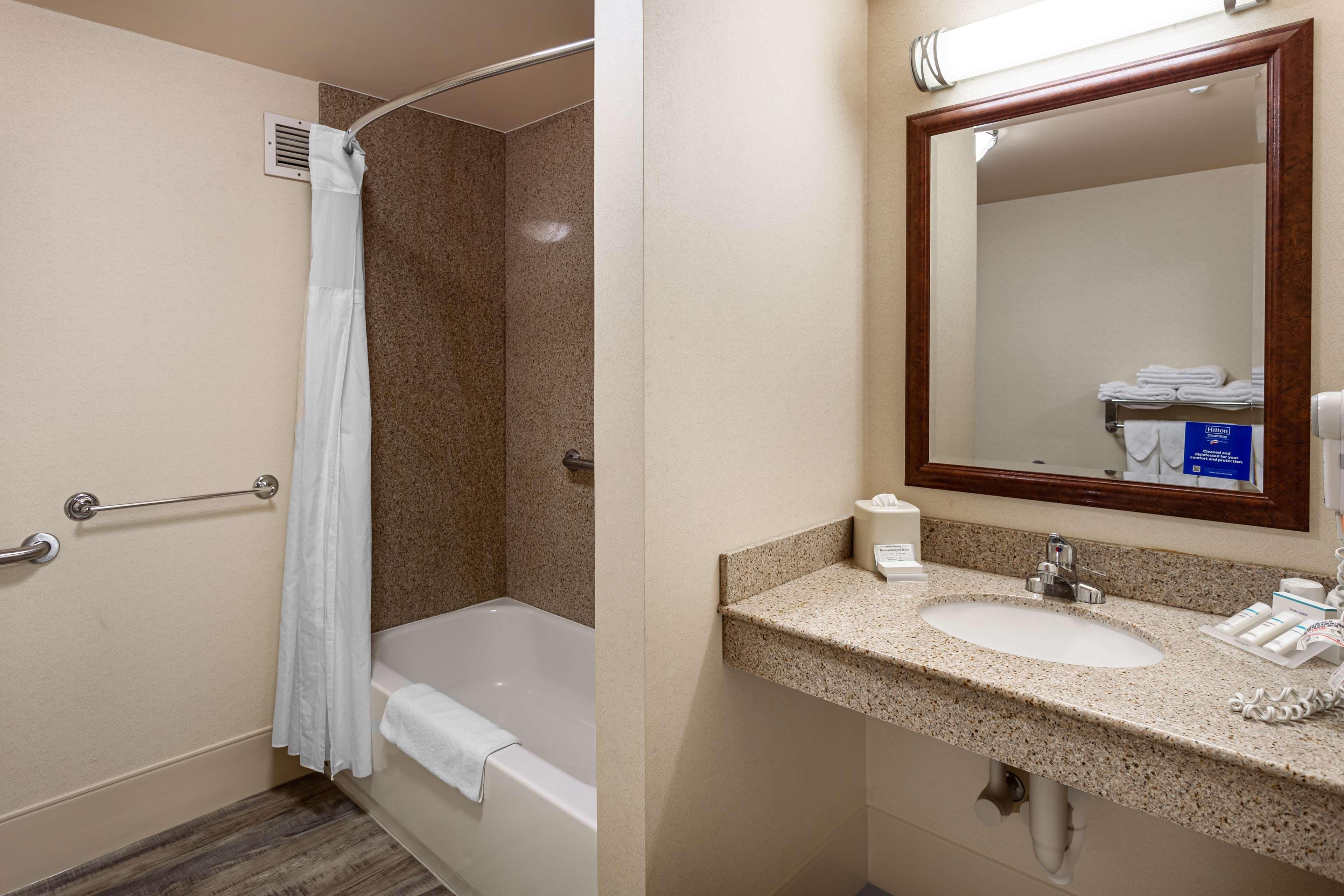 Hilton Garden Inn Wooster Dış mekan fotoğraf