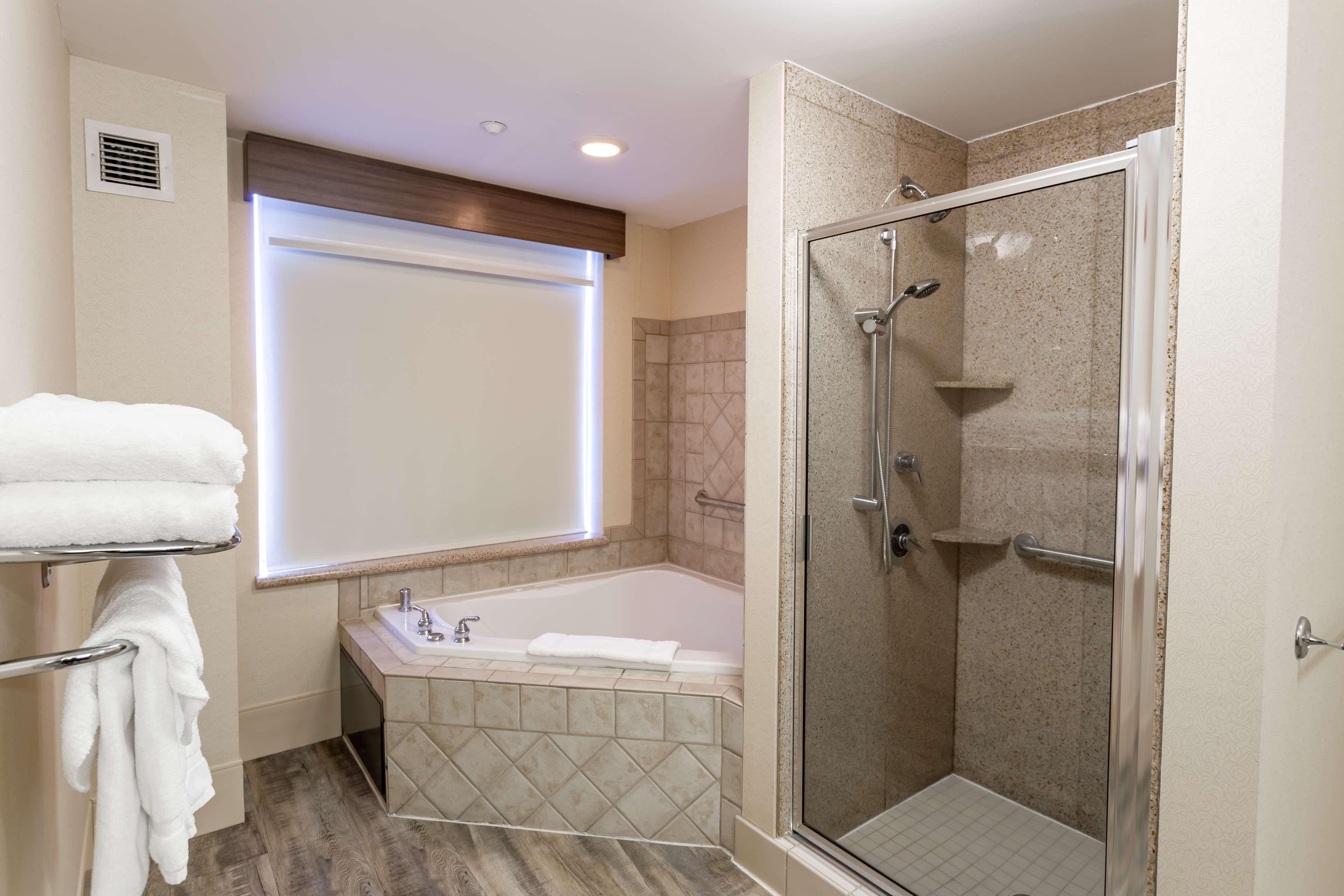 Hilton Garden Inn Wooster Dış mekan fotoğraf
